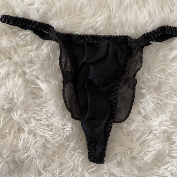 Victoria’s Secret vintage 100% silk black flutter front thong - Picture 1 of 5